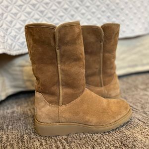 UGG Kristin Tall Boots, sz 8